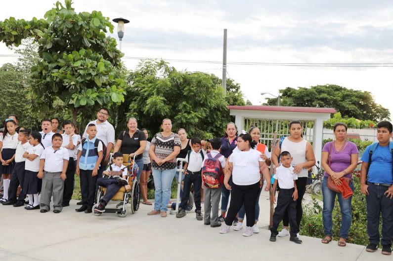 DIF CAM APOYO ANA ESPERANZA BERUMEN (1)