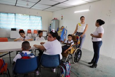 DIF CAM APOYO ANA ESPERANZA BERUMEN (10)