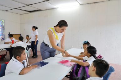 DIF CAM APOYO ANA ESPERANZA BERUMEN (7)