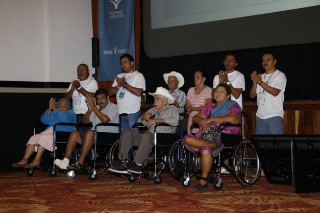 COMUNICADO 0891-DIF-Donación sillas de ruedas (5)