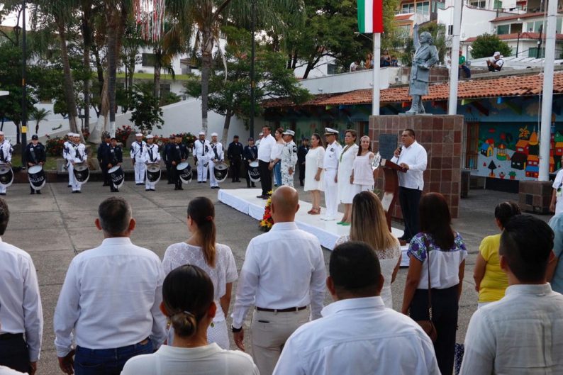 COMUNICADO 0912-Ceremonia-cívica-aniversario inicio de la Indpendencia (3)