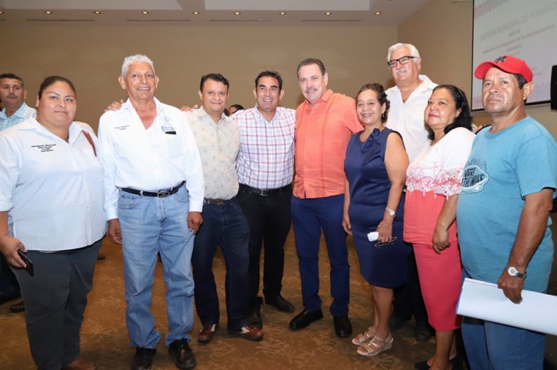 PRESENTACION IPLANAY EN BAHIA (7)