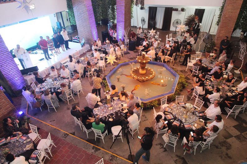 img_0410_48816565543_o