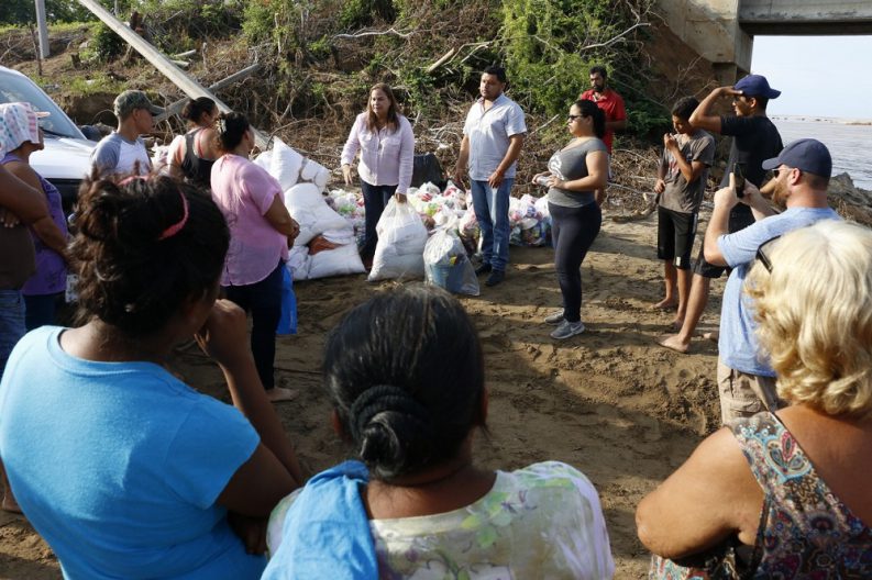 COMUNICADO 0974-DIF-Entrega acopio Cabo Corrientes-Tomatlán (6)