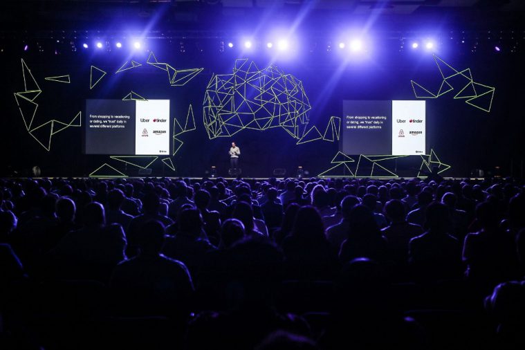 COMUNICADO 1054-Inauguración Singularity-U (4)