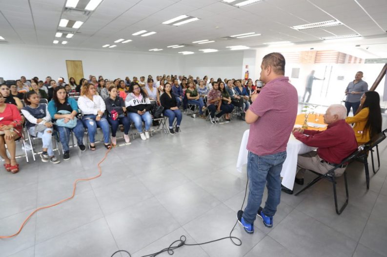 COMUNICADO 1246-Conferencia Alcoholimos Mujeres (3)