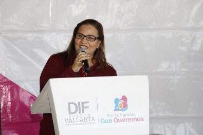 COMUNICADO 1260-DIF-Toma protesta clubes de la tercera edad (2)