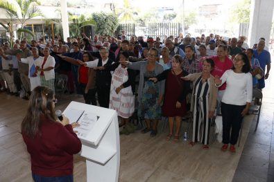 COMUNICADO 1260-DIF-Toma protesta clubes de la tercera edad (3)