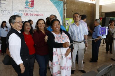 COMUNICADO 1260-DIF-Toma protesta clubes de la tercera edad (6)