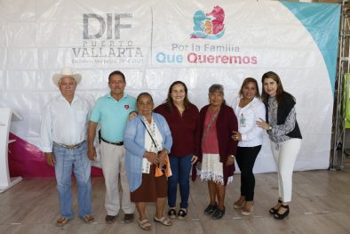 COMUNICADO 1260-DIF-Toma protesta clubes de la tercera edad (7)