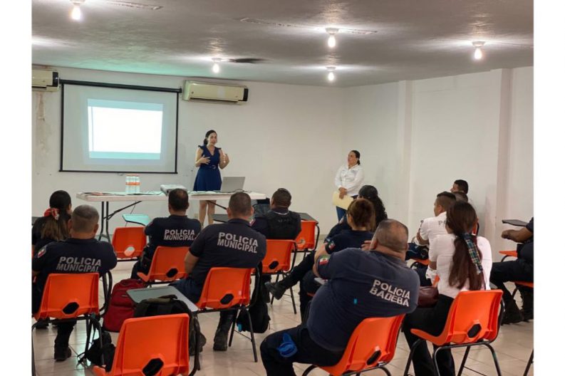 CAPACITACION CMDH POLICIAS (3)