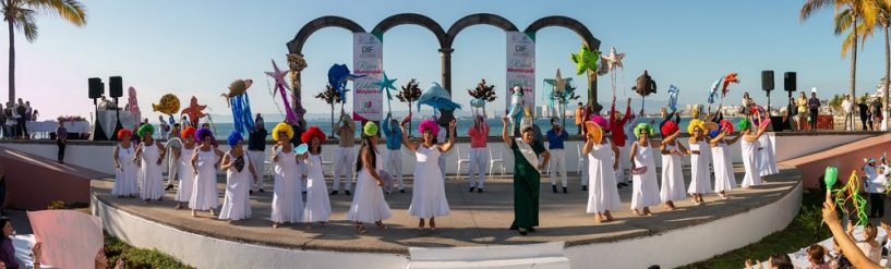 COMUNICADO 1357-DIF-Coronación Reina Adultos Mayores (5)