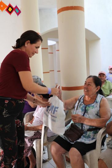 DIF MOBILIARIO CLUB (6)