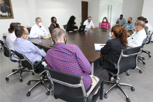 COMUNICADO 1433-Reunión sector salud-delegada IMSS Jalisco (7)