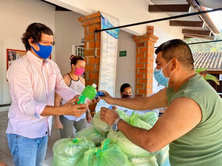 COMUNICADO 1446-IVC-Entrega despensas-artístas y músicos (5)