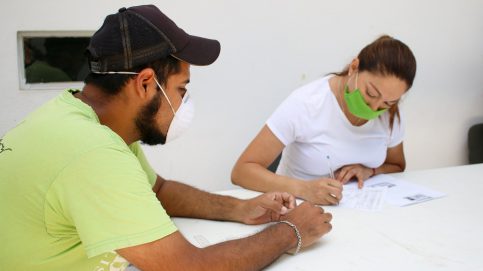 COMUNICADO 1446-IVC-Entrega despensas-artístas y músicos (7)