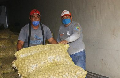 COMUNICADO 1499-DIF-Tercer donativo de papa (7)