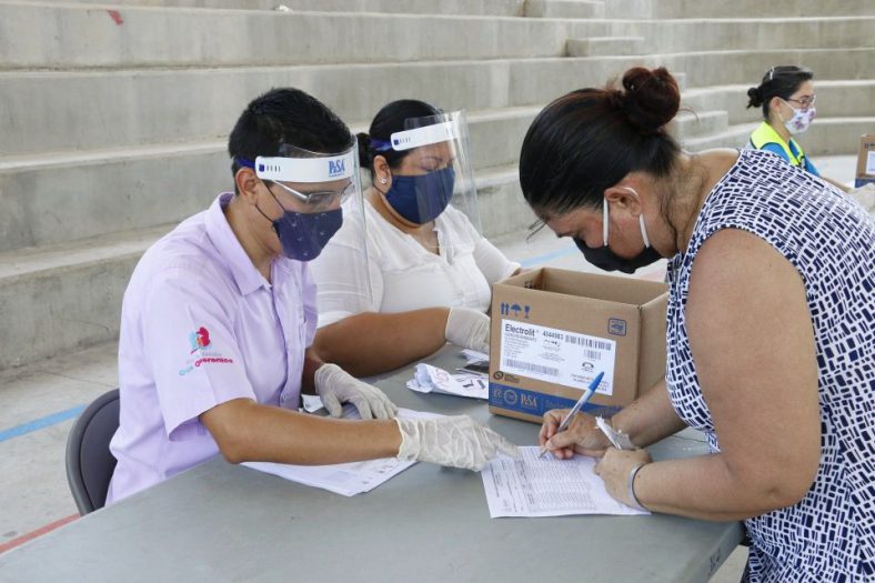 COMUNICADO 1512-DIF-Entrega apoyos-Jalisco sin Hambre (7)