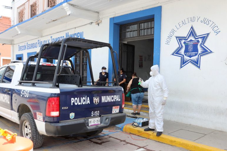 SANITIZACION PATRULLAS BAHIA (3)