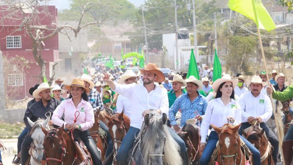 7135EEA9-427A-457F-8B2F-81562B35BBF0